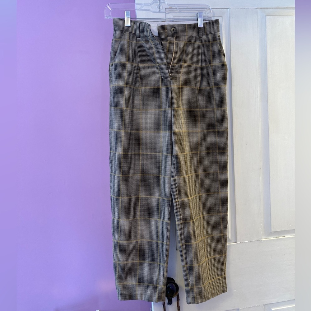 Aritzia Bellis pants, 4